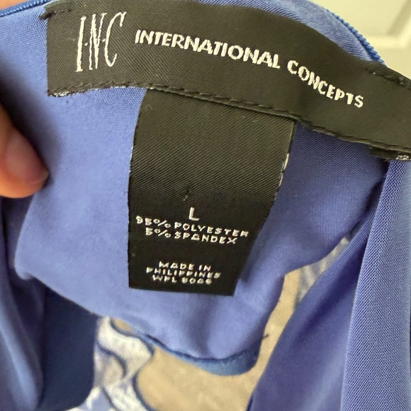 Floral Halter Neck Top - Blue and White - Picture 4 of 4